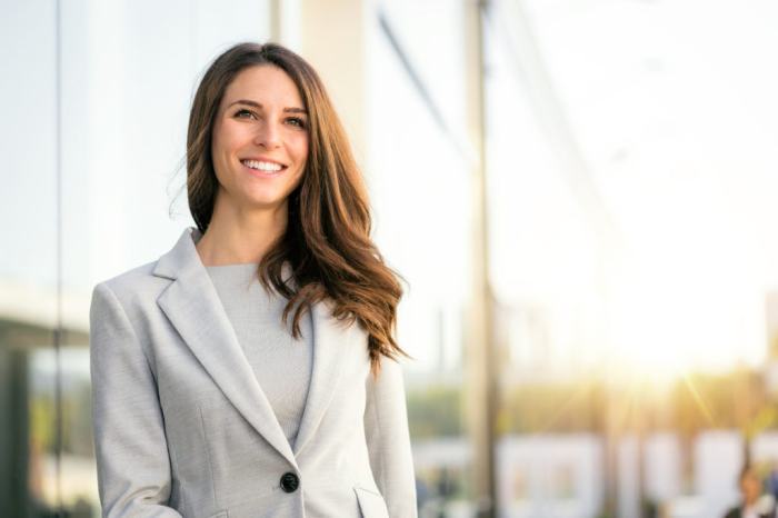 Chief commercial officer adalah